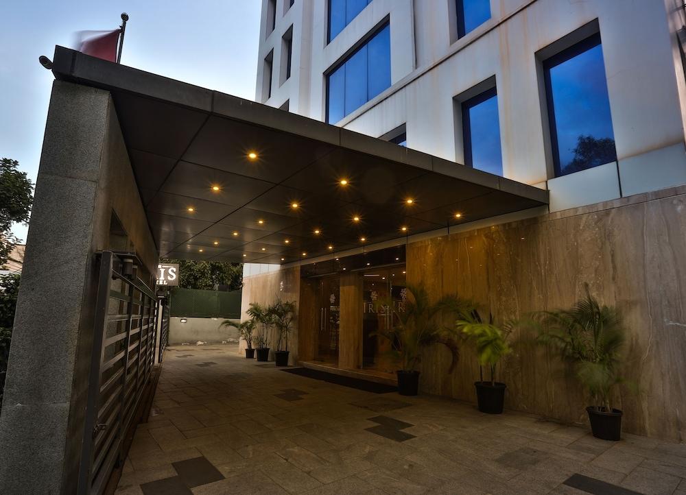 H Hotel Chennai Dış mekan fotoğraf